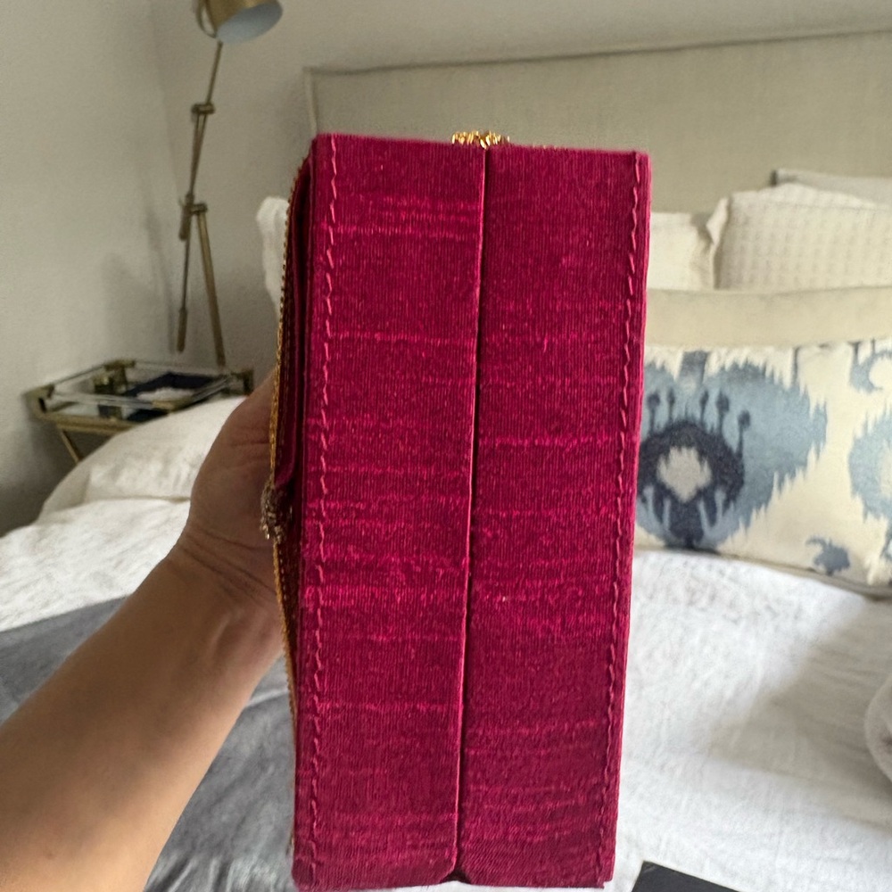 Simitri Burgundy Dreamy Clutch. Never used in original box. - Picture 3 of 12